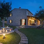 Villa Siquier - Luxury Retreat with Mountain Views