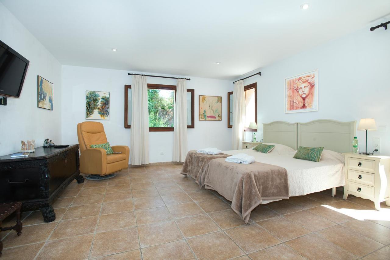 Villa Siquier - Luxury Retreat With Mountain Views *